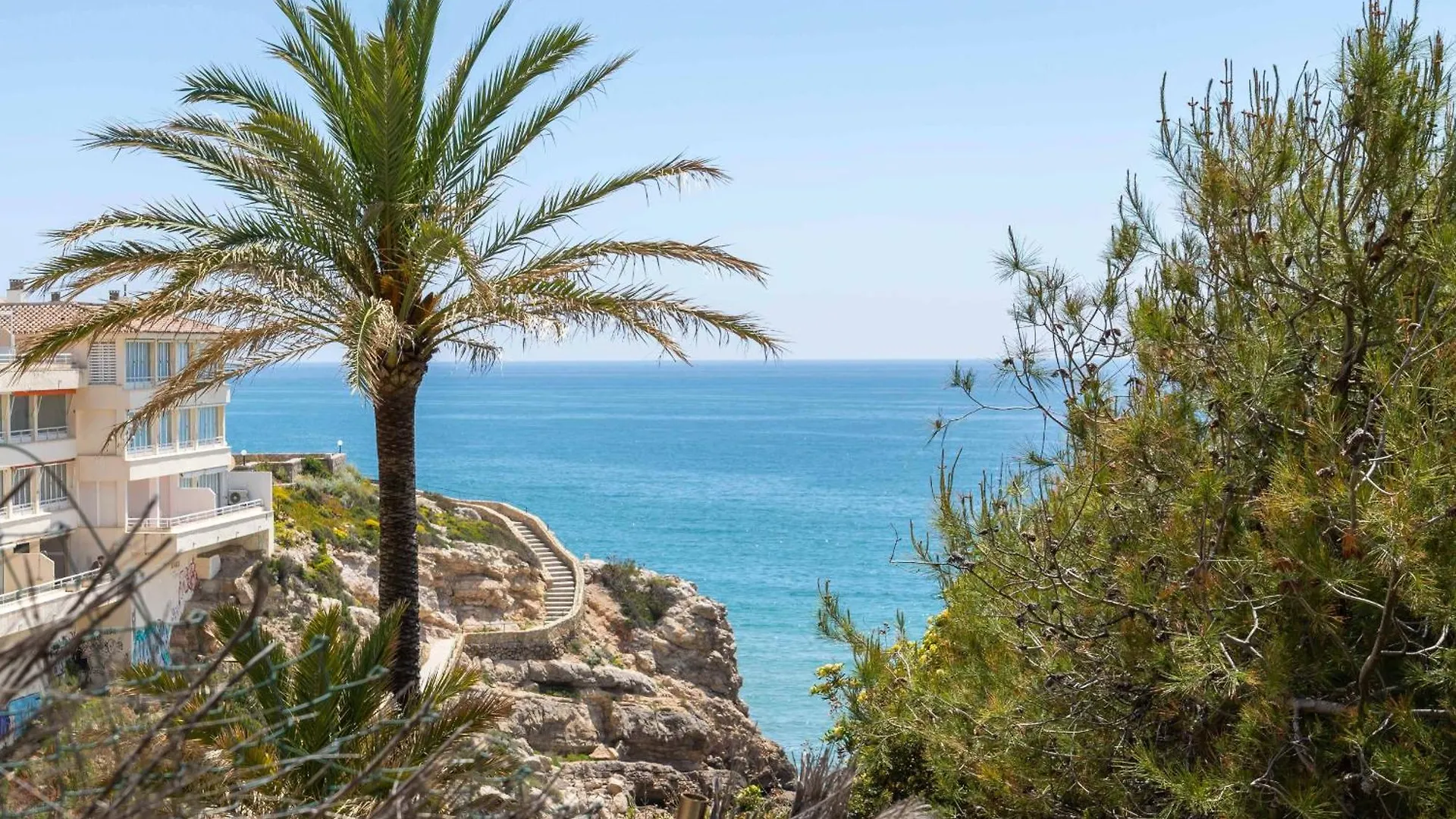 Contacts de Mediterranean Way - Cye B-8